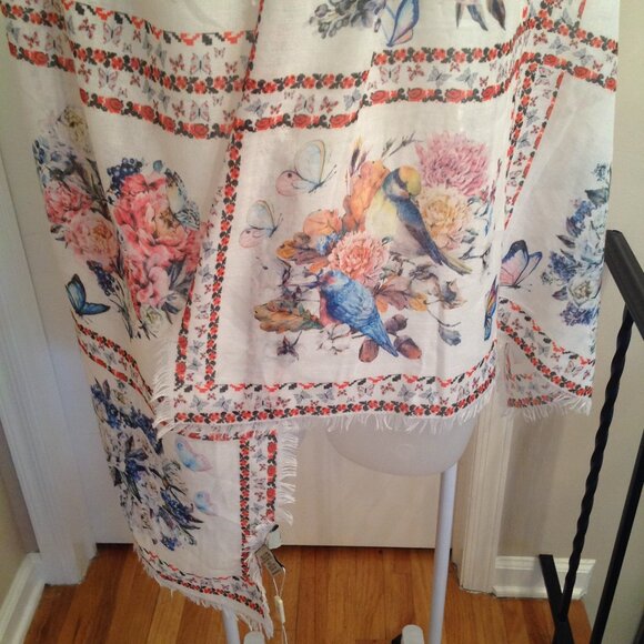 NWOT JC Sunny Floral Flowers Birds Butterflies Fringe Scarf Shawl Wrap - Picture 3 of 10